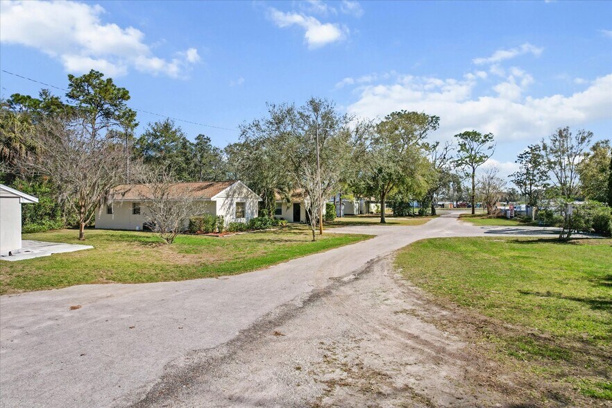 More Photos Of 6370-6384 S Suncoast Blvd, Homosassa Apartments For Lease