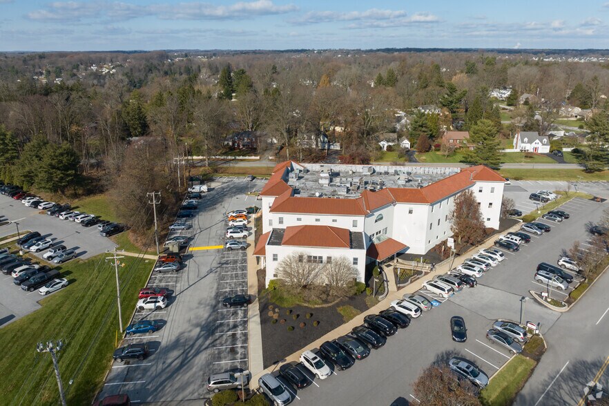 More Photos Of 795 E Marshall St, West Chester Medical For Lease