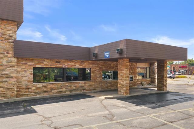 More Photos Of 3273 Church St, Stevens Point Office For Sale