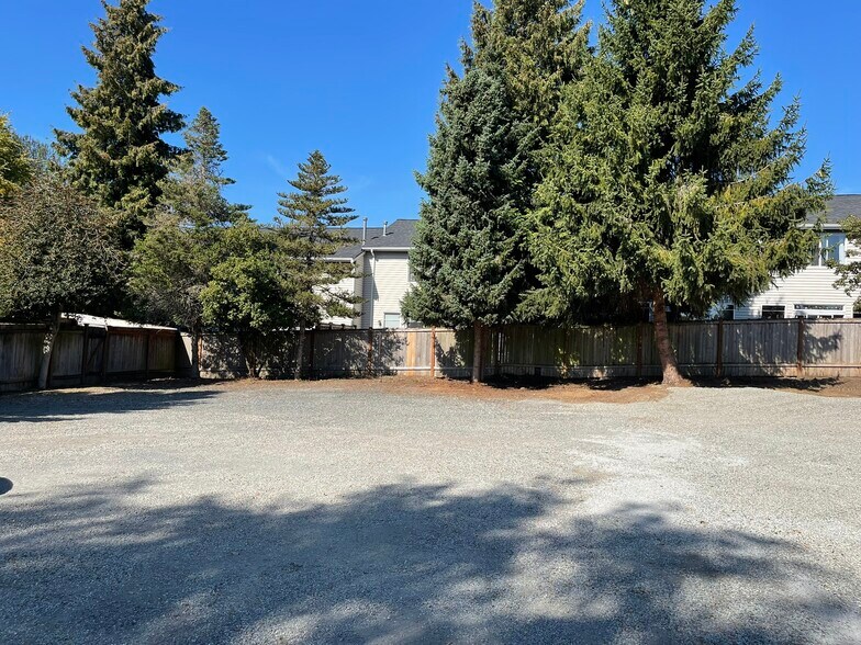 More Photos Of 23921 Bothell Everett hwy, Bothell Land For Lease