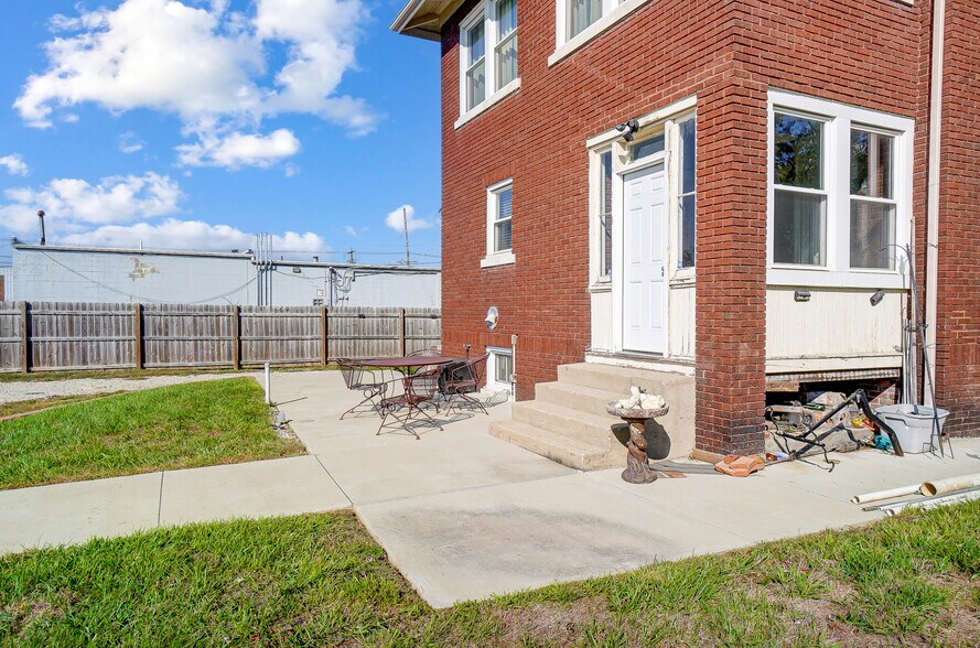 More Photos Of , Columbus Unknown For Sale