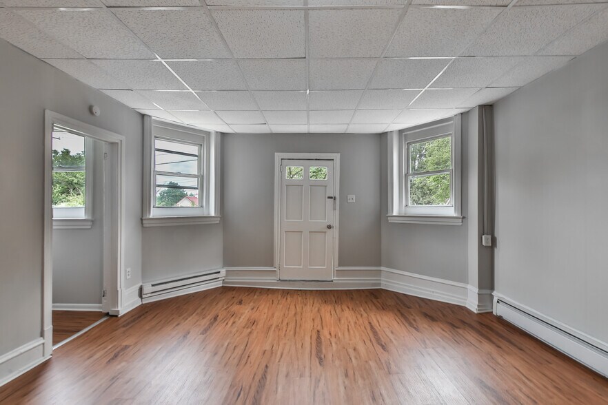 More Photos Of 403 Washington Ave, Sellersville Apartments For Sale