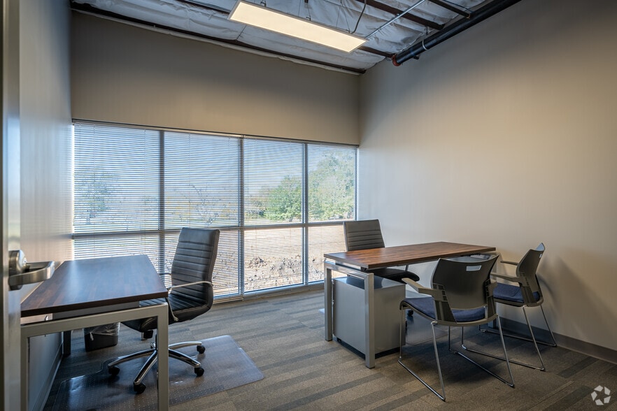 More Photos Of 15500 Voss Rd, Sugar Land Unknown For Sale