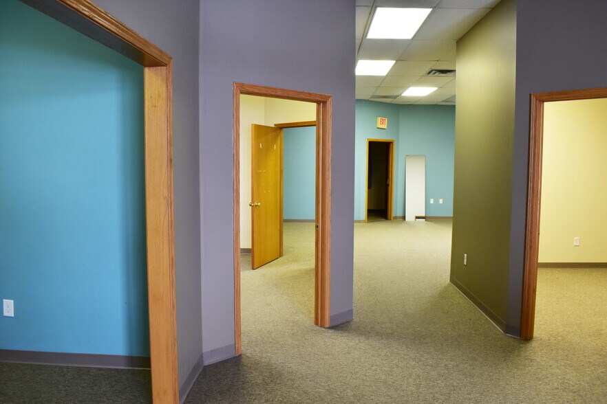 More Photos Of 3000 Milton Ave, Janesville Unknown For Lease