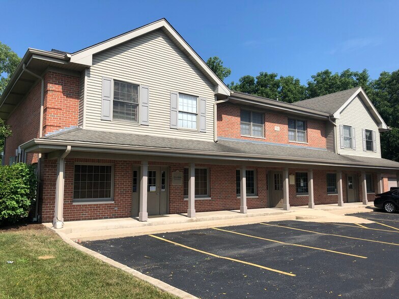 Primary Photo Of 2 Hankes Rd, Aurora Office Residential For Sale