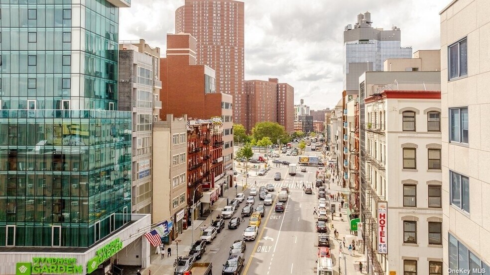 More Photos Of 89 Bowery, New York Medical For Sale