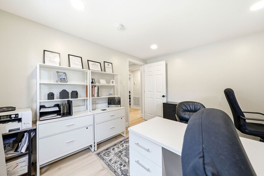 More Photos Of 6936 N Ruggles Ferry Pike, Knoxville General Retail For Sale