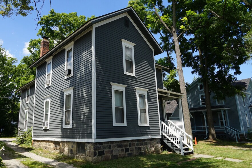 More Photos Of 213 Ballard St, Ypsilanti Apartments For Sale