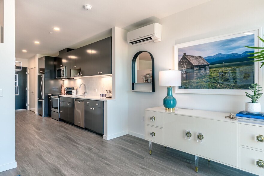 More Photos Of 2309 S Jackson St, Seattle Apartments For Lease