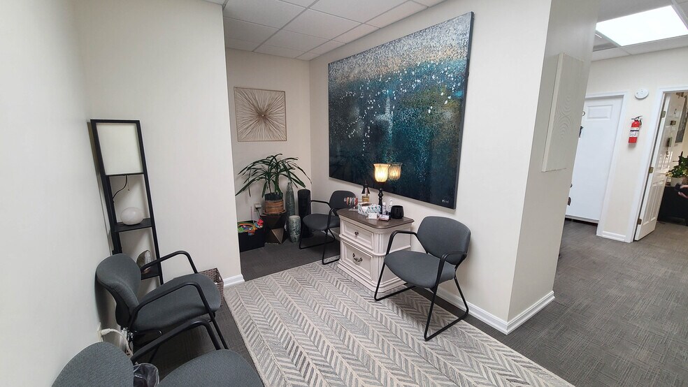 More Photos Of 6900 Houston Rd, Florence Office For Sale