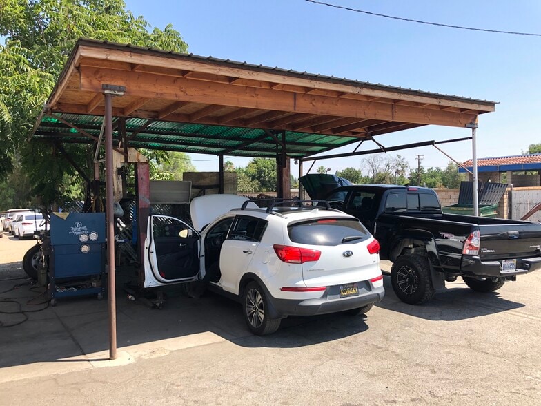 More Photos Of 12576-12578 Heacock St, Moreno Valley Auto Repair For Lease