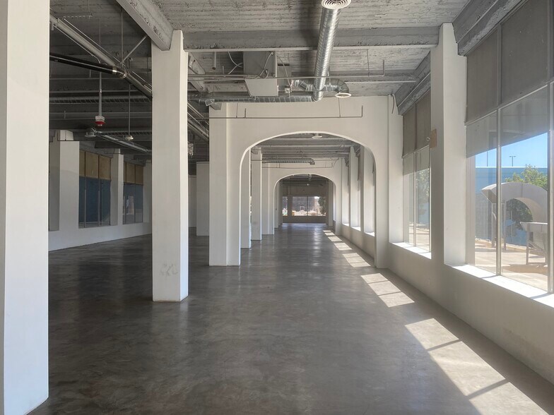 More Photos Of 207 S Broadway, Los Angeles Loft Creative Space For Lease