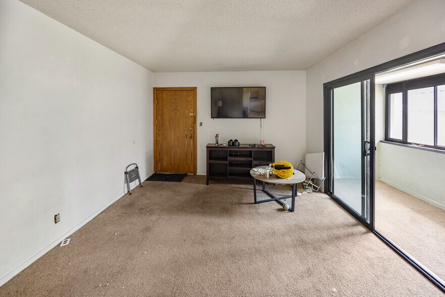 More Photos Of 145 W Hillcrest Blvd, Inglewood Apartments For Sale