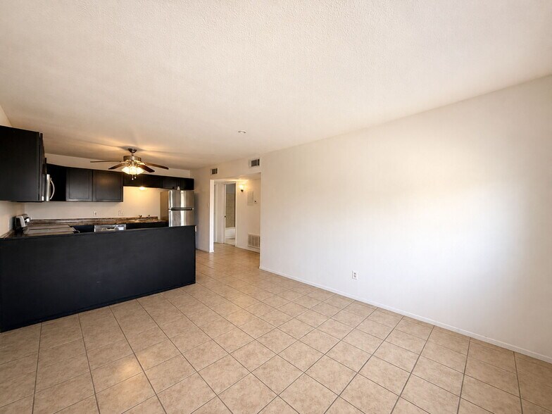 More Photos Of 1004 Austin St, Portland Apartments For Sale