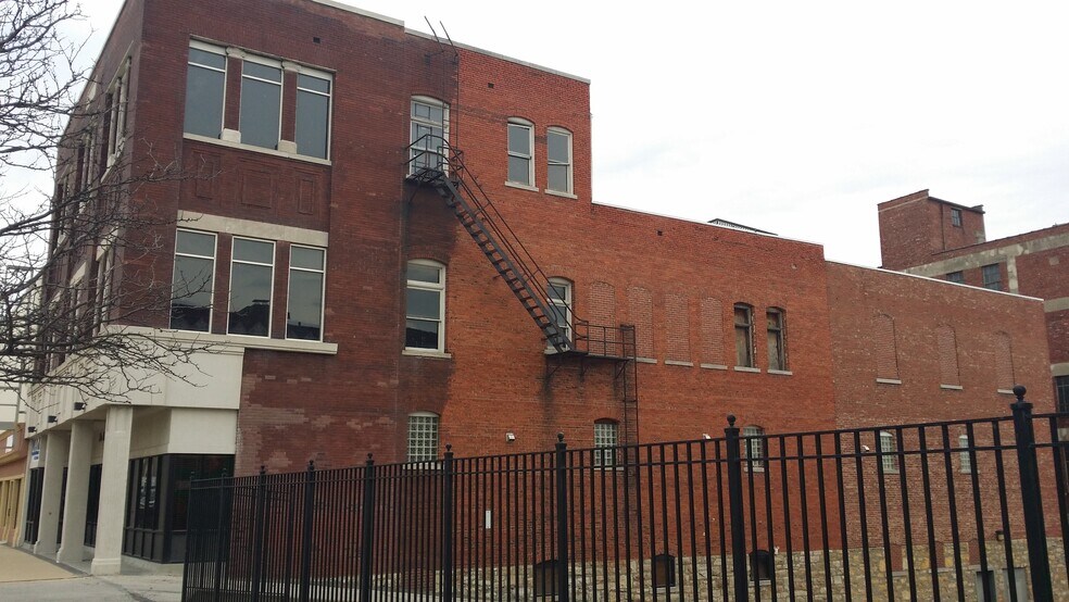 More Photos Of 739 Minnesota Ave, Kansas City Office For Sale