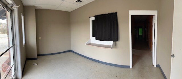 More Photos Of 2770 N Douglass St, Malden Storefront Retail Office For Sale