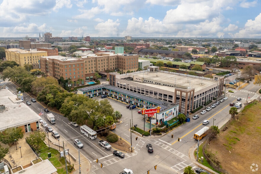 More Photos Of 611 W Oglethorpe Ave, Savannah Hotel For Sale