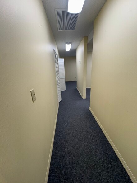 More Photos Of 1399 SE Port St Lucie Blvd, Port Saint Lucie Office For Lease