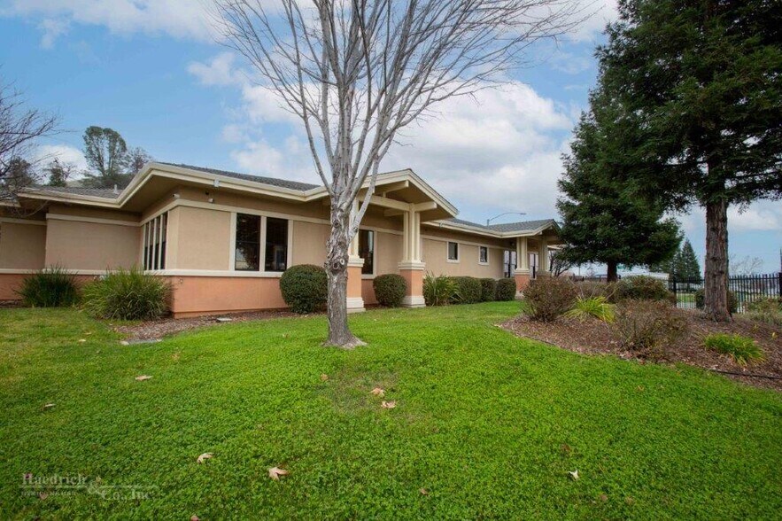 More Photos Of 2216 Buenaventura Blvd, Redding Medical For Sale
