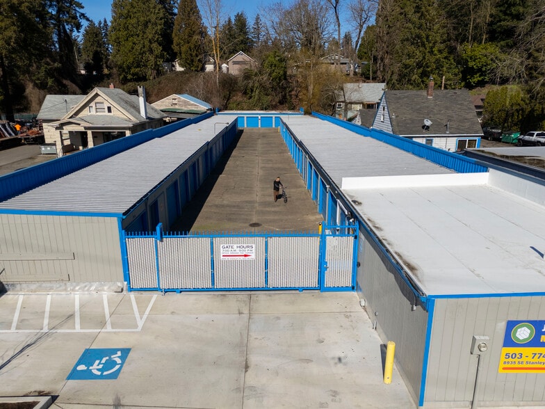 More Photos Of 5803 SE Johnson Creek Blvd, Portland Self Storage For Sale