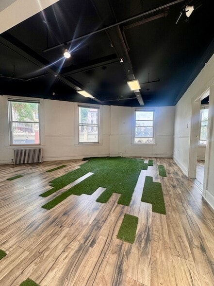 More Photos Of 1619 Beacon St, Brookline Loft Creative Space For Lease