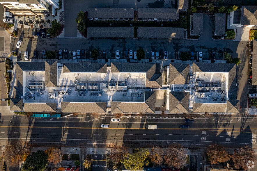 More Photos Of 3888 Artist Walk Commons, Fremont Apartments For Lease