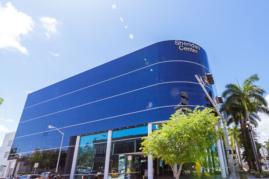 Primary Photo Of 400 Arthur Godfrey Rd, Miami Beach Medical For Lease