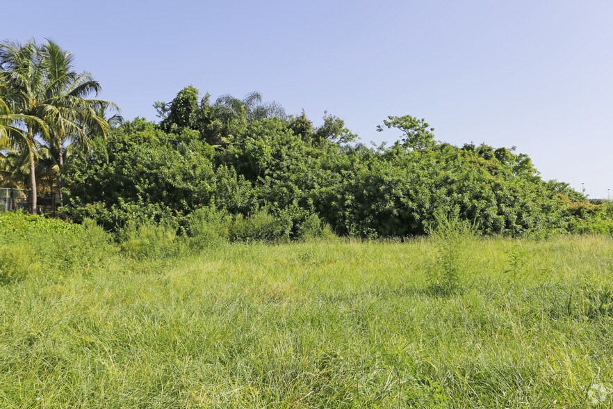 Primary Photo Of 2777 Colonial Blvd, Fort Myers Land For Sale
