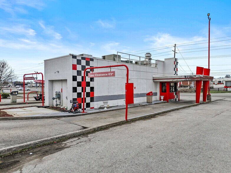 More Photos Of 1478 W Lexington Ave, Winchester Fast Food For Lease