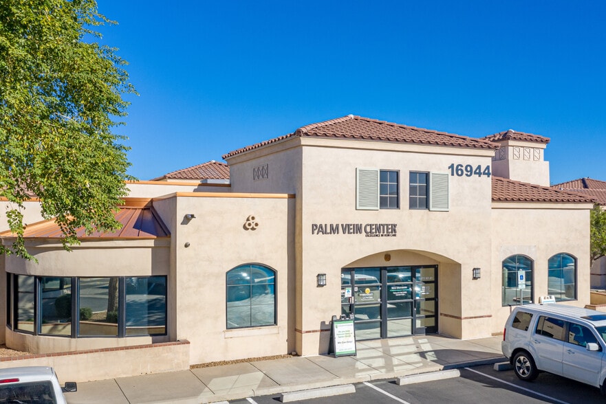 More Photos Of 16944 W Bell Rd, Surprise Medical For Lease