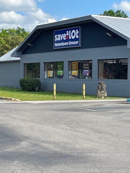 More Photos Of 12859-12871 SW Sr-45, Archer Supermarket For Sale