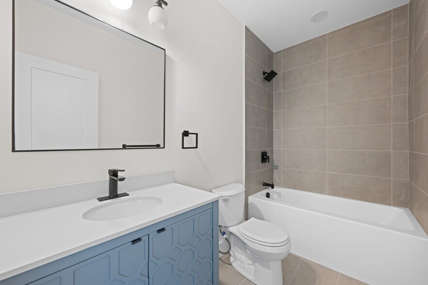 More Photos Of 1295 W Holmden Ave, Cleveland Apartments For Sale