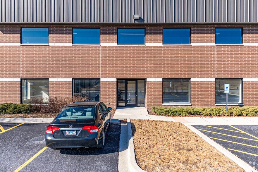 More Photos Of 1425 Nagel Blvd, Batavia Warehouse For Sale