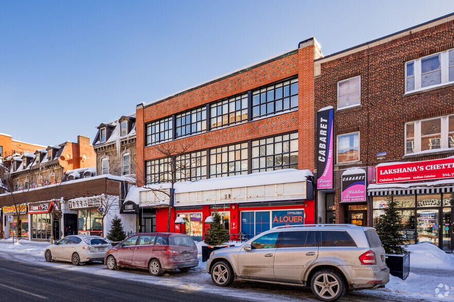 Primary Photo Of 1822-1828 Sainte-Catherine Rue O, Montréal Storefront Retail Residential For Lease