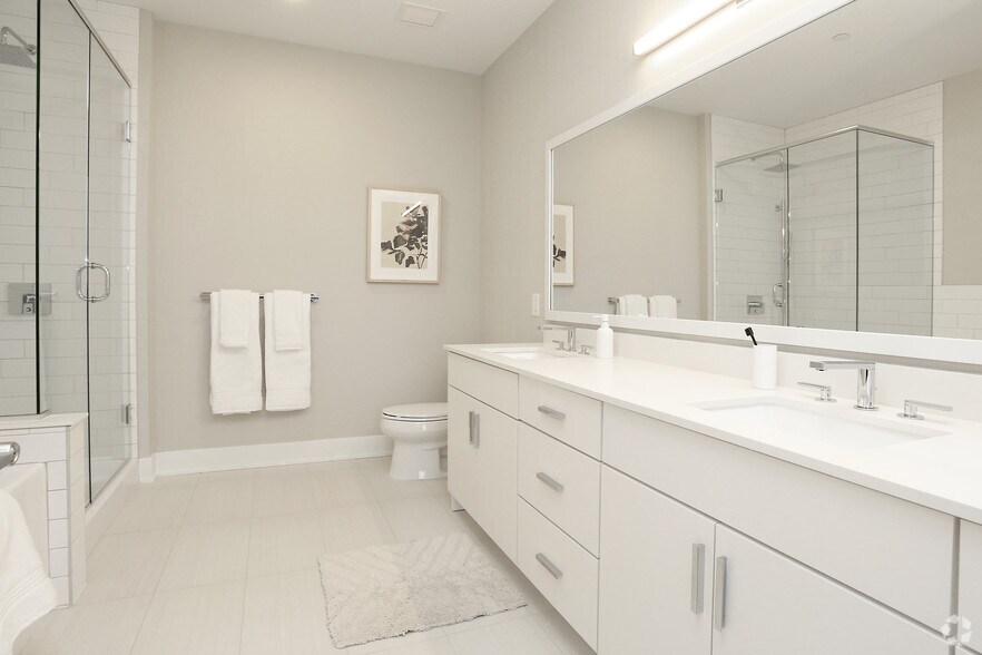 More Photos Of 365 Nicollet Mall, Minneapolis Apartments For Sale