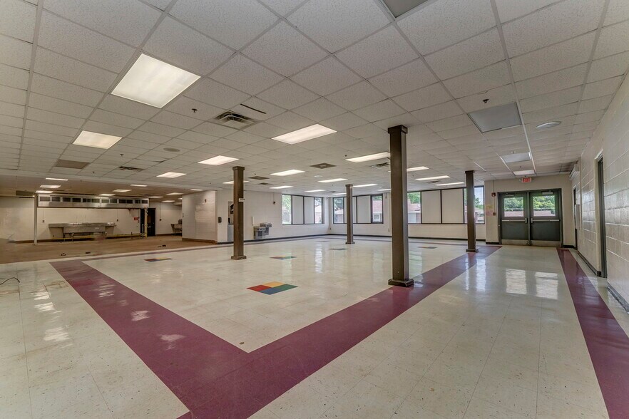 More Photos Of 13 Rome Rd SW, Cave Spring Coworking Space