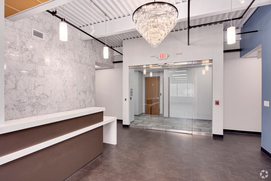 More Photos Of 22365 Broderick Dr, Sterling Medical For Lease