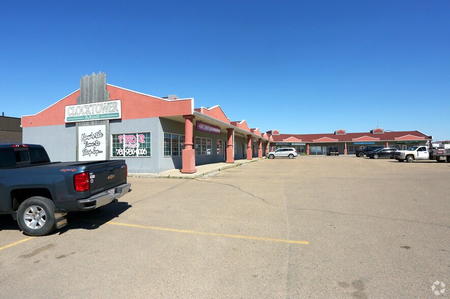 Primary Photo Of 6201 50th St, Leduc General Retail For Sale