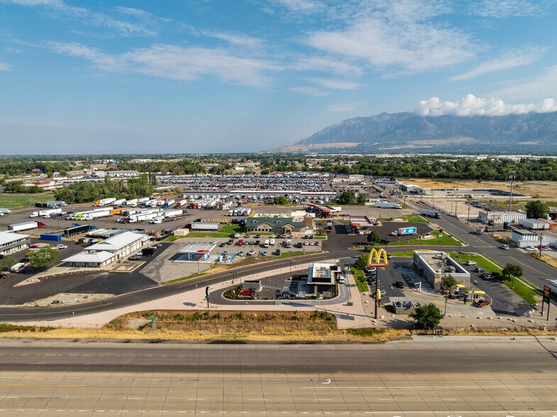 More Photos Of 2087 1100 w, West Haven Fast Food For Sale