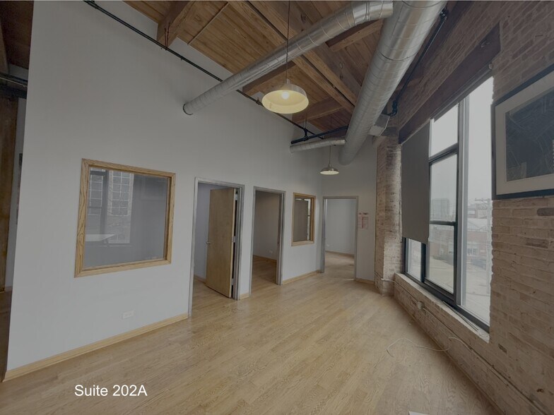 More Photos Of 1000 N Halsted St, Chicago Loft Creative Space For Lease