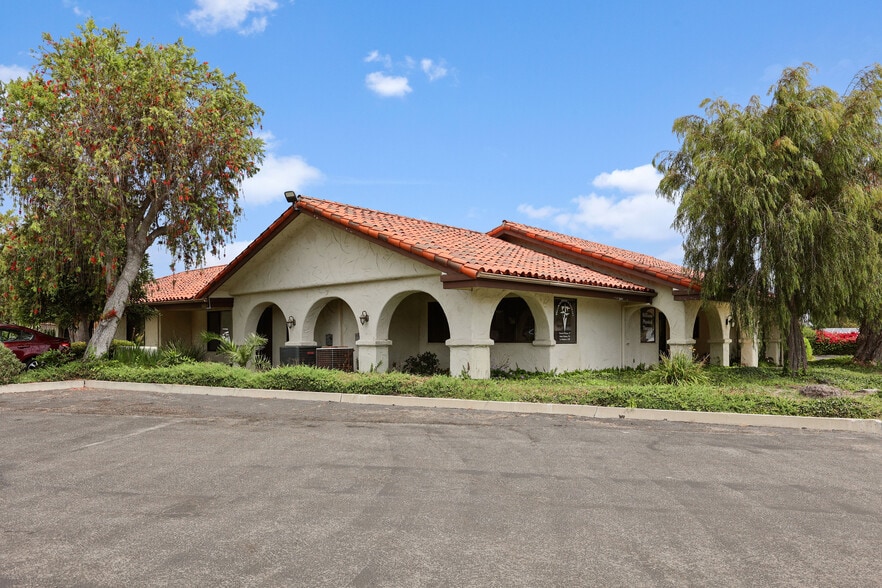 More Photos Of 970 Petit Ave, Ventura Medical For Sale