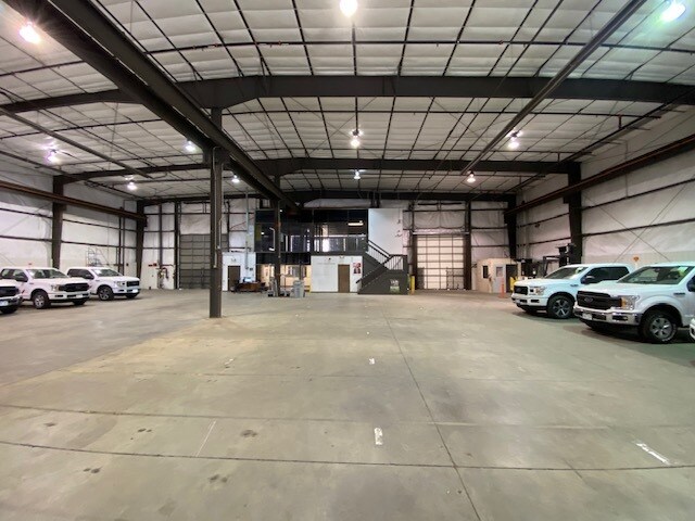 More Photos Of 11601 E 33rd Ave, Aurora Warehouse For Lease