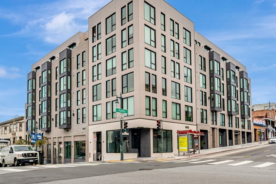 More Photos Of 1580 Pacific Ave, San Francisco Apartments For Sale