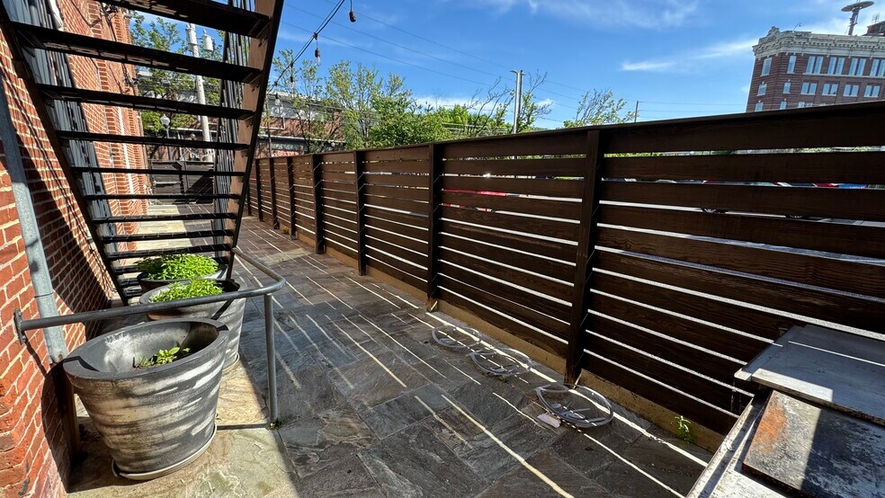 More Photos Of 215-217 Broadway, Bethlehem Restaurant For Lease