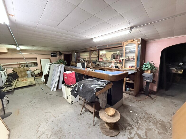 More Photos Of 429 13th St, Franklin Storefront Retail Office For Sale