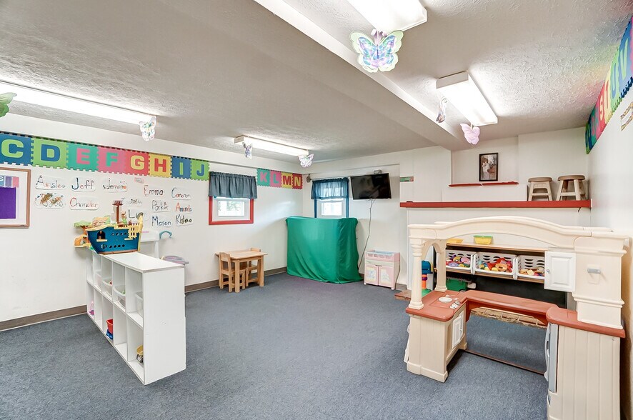 More Photos Of 7357 US Route 35 E, West Alexandria Daycare Center For Sale