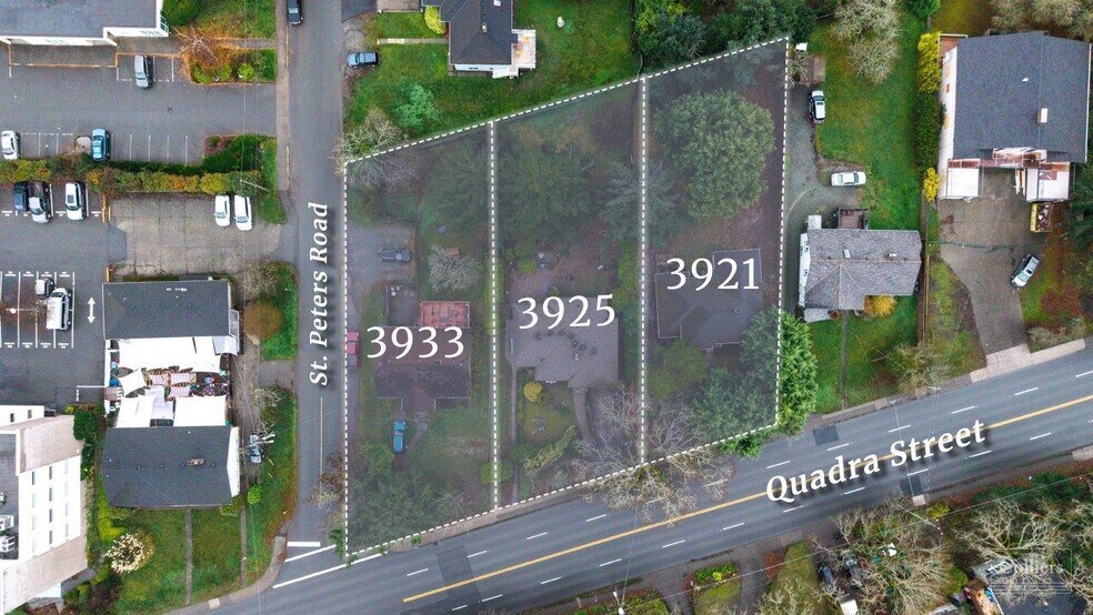 More Photos Of 3925 Quadra St, Victoria Land For Sale