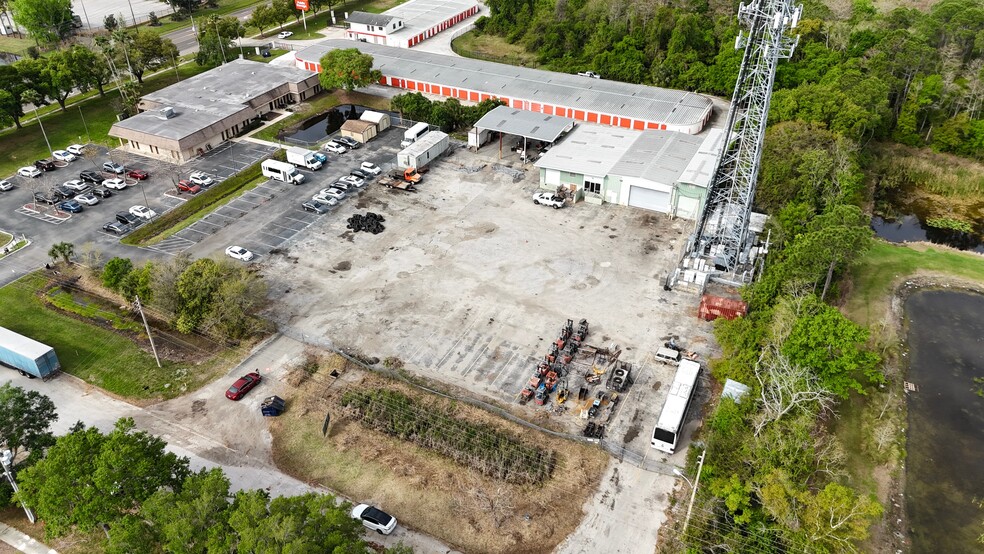 More Photos Of 5387 L B McLeod Rd, Orlando Warehouse For Sale