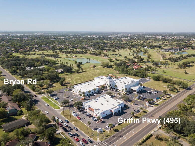 More Photos Of 1022 E Griffin Pky, Mission Medical For Sale