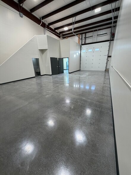 More Photos Of 3584 N Main St, Spanish Fork Industrial For Lease